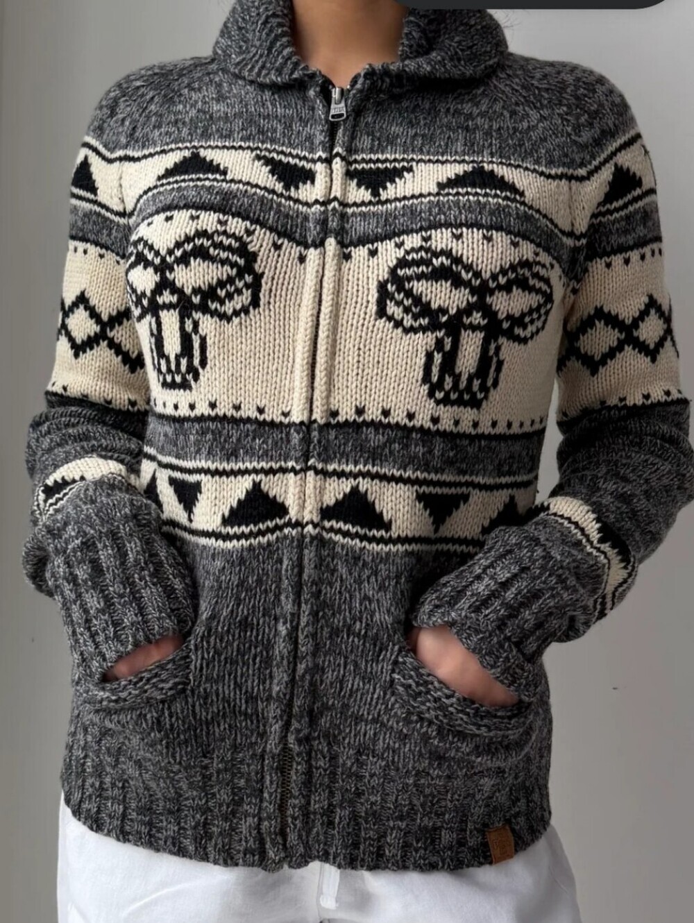 Aritzia TNA Sea to Sky Cowichan Knit Lambswool Zip Up Sweater XS